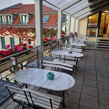 Mikon Eastgate Hotel - City Centre Berlin Dış mekan fotoğraf
