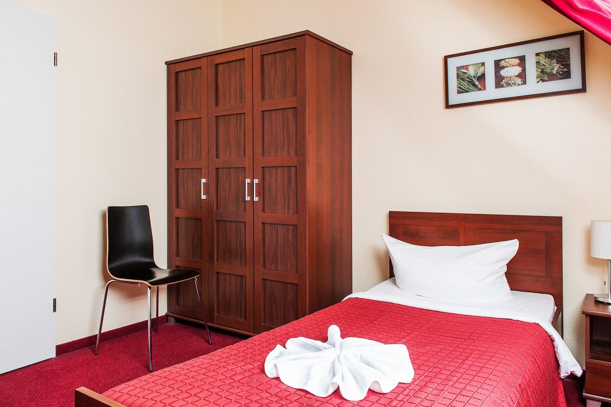 Mikon Eastgate Hotel - City Centre Berlin Dış mekan fotoğraf