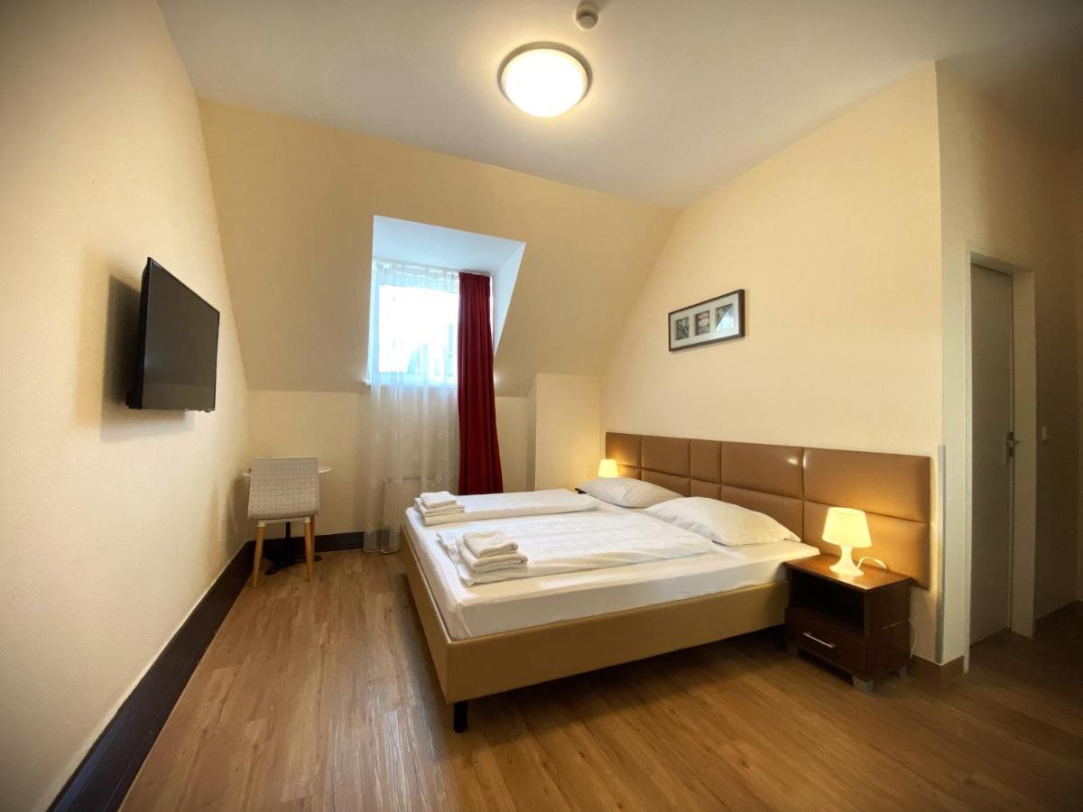 Mikon Eastgate Hotel - City Centre Berlin Dış mekan fotoğraf