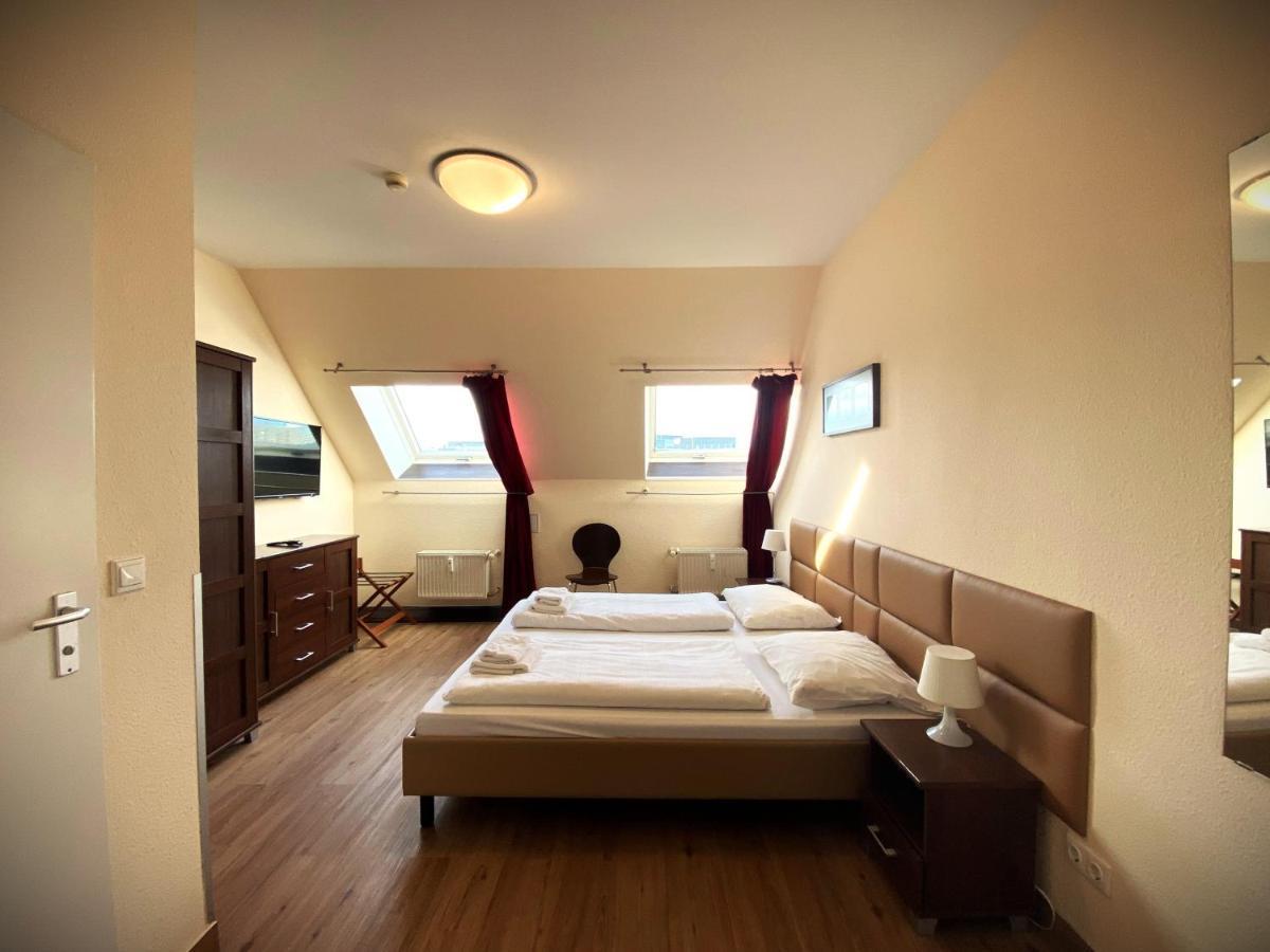 Mikon Eastgate Hotel - City Centre Berlin Dış mekan fotoğraf