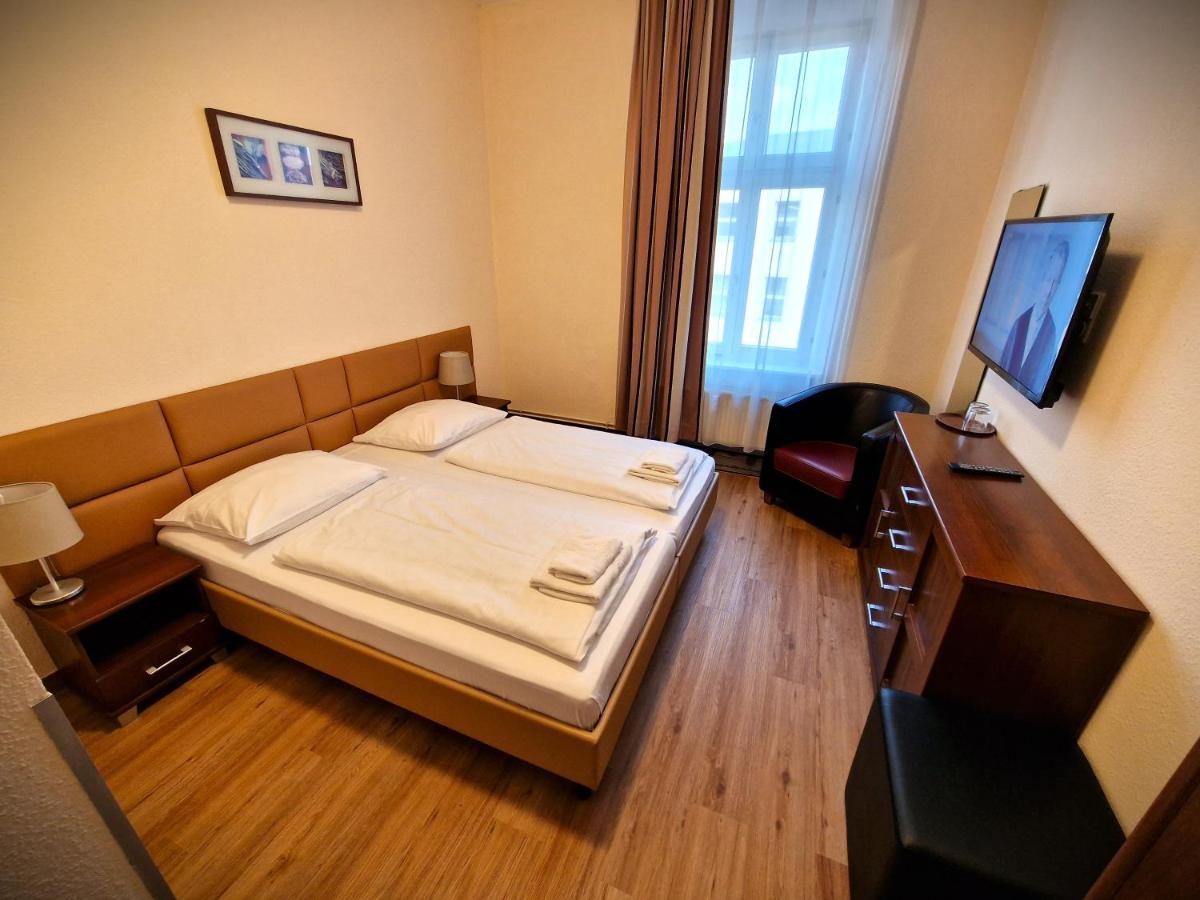 Mikon Eastgate Hotel - City Centre Berlin Dış mekan fotoğraf