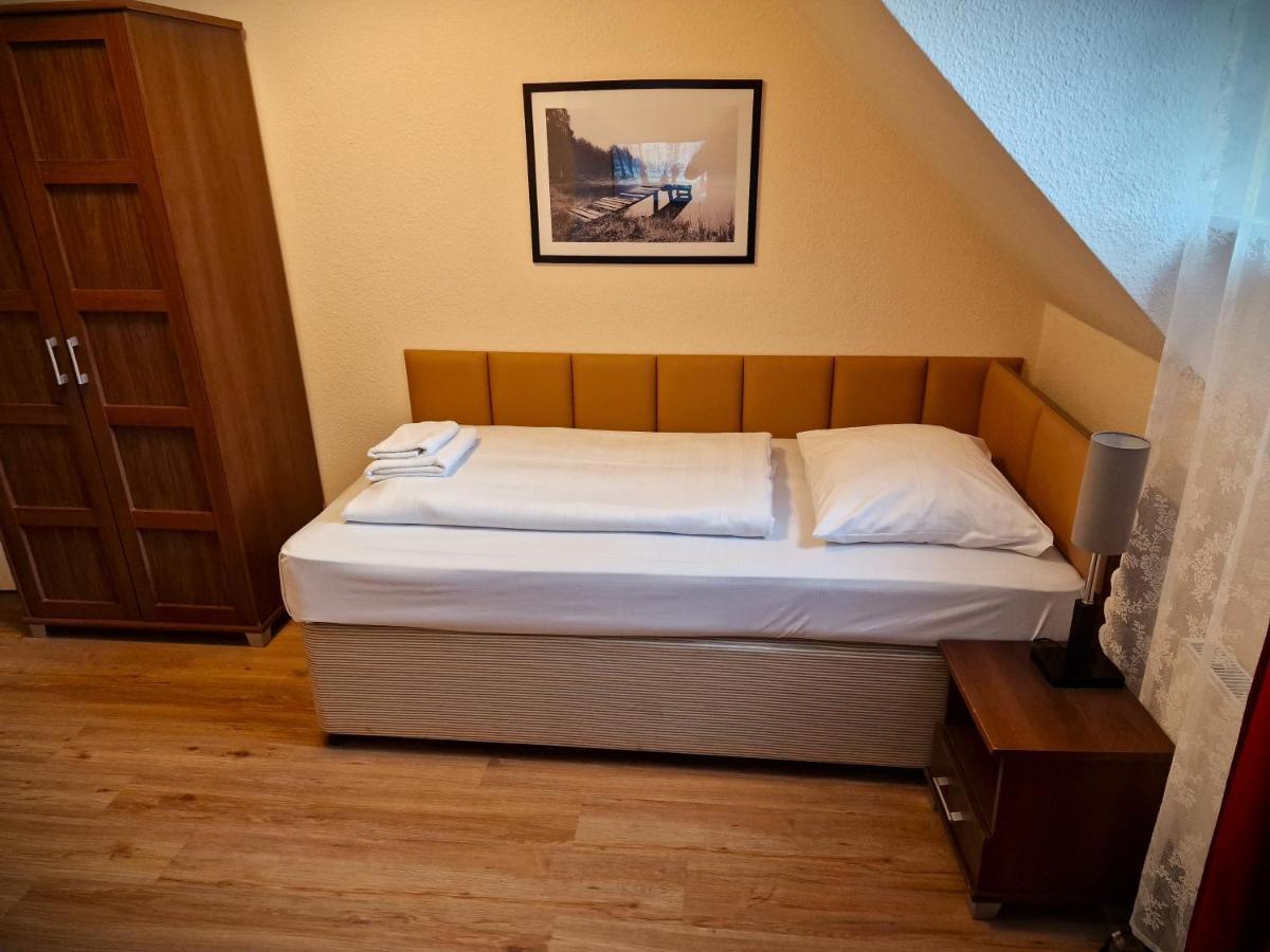 Mikon Eastgate Hotel - City Centre Berlin Dış mekan fotoğraf