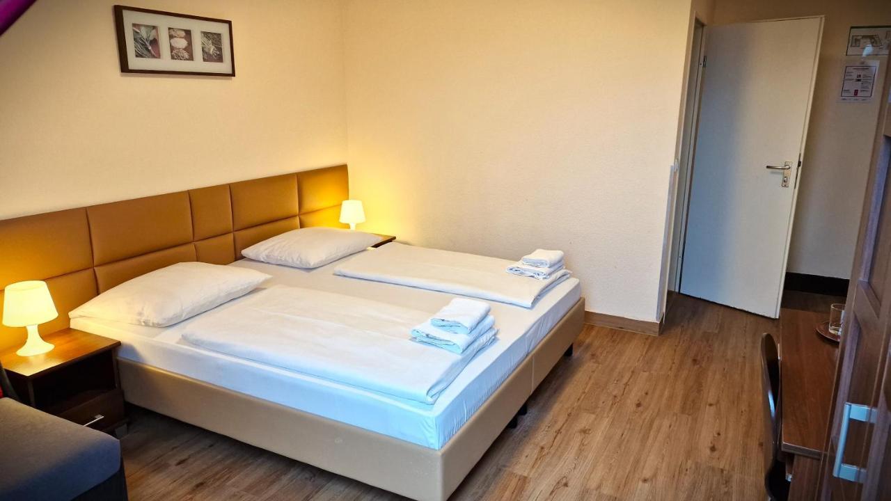 Mikon Eastgate Hotel - City Centre Berlin Dış mekan fotoğraf