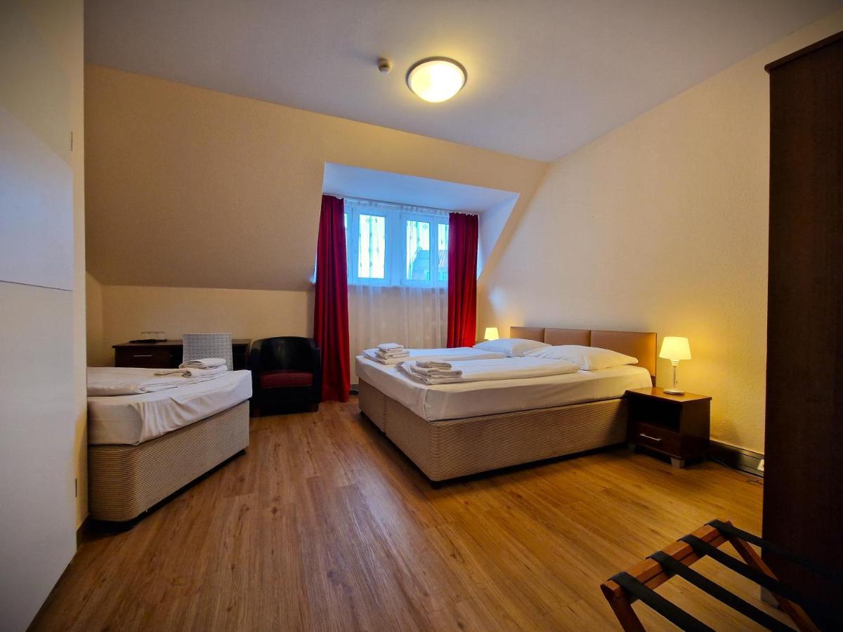 Mikon Eastgate Hotel - City Centre Berlin Dış mekan fotoğraf