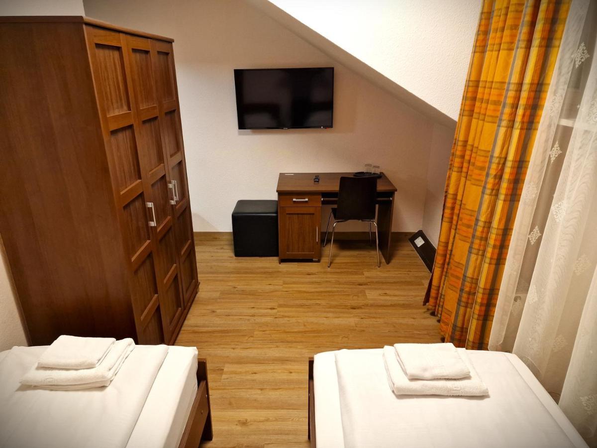 Mikon Eastgate Hotel - City Centre Berlin Dış mekan fotoğraf