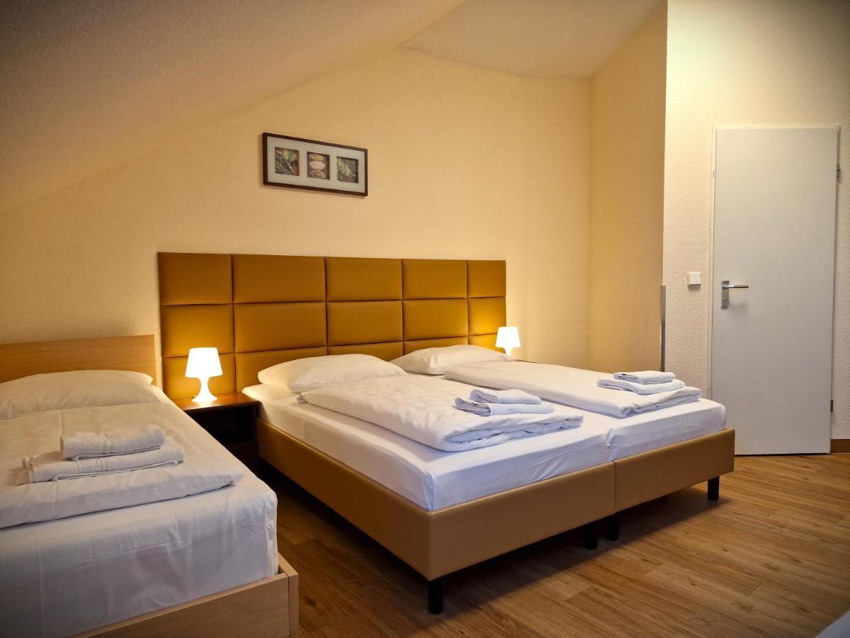 Mikon Eastgate Hotel - City Centre Berlin Dış mekan fotoğraf
