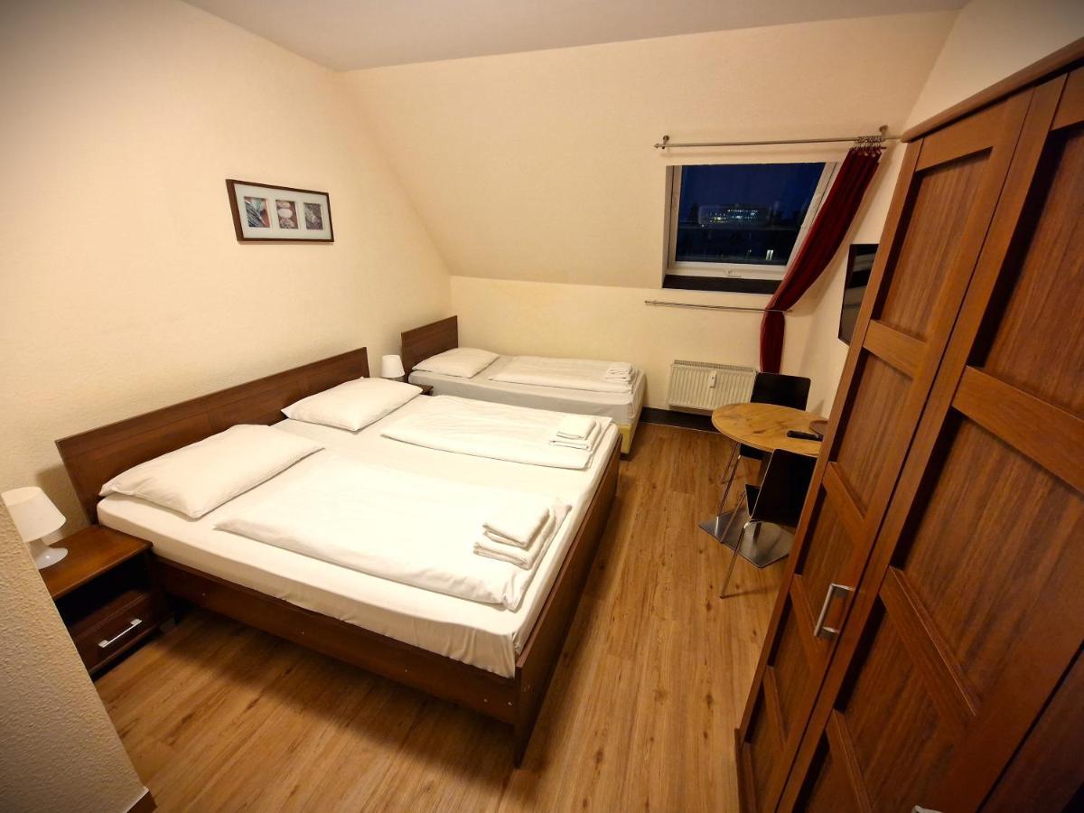 Mikon Eastgate Hotel - City Centre Berlin Dış mekan fotoğraf