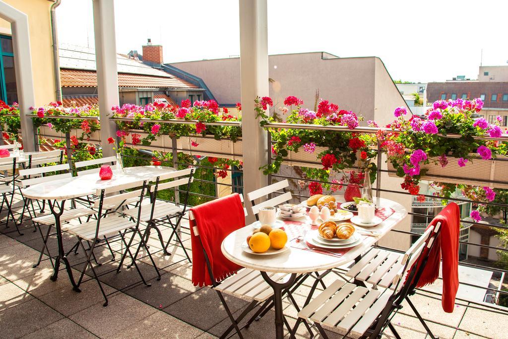 Mikon Eastgate Hotel - City Centre Berlin Dış mekan fotoğraf